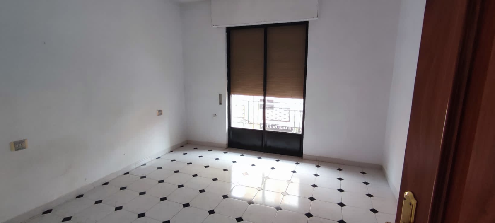 PISO MUY CENTRICO EN CALLE FUNDICIÓN, MOTRIL