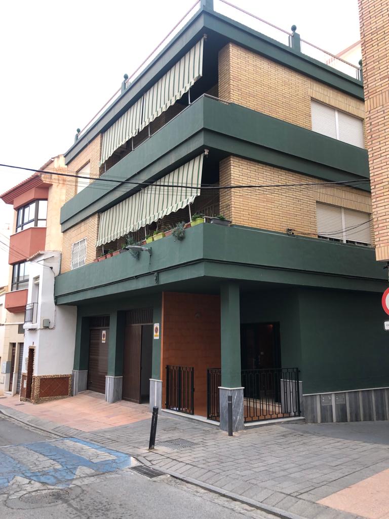 PISO EN CALLE PIEDRABUENA
